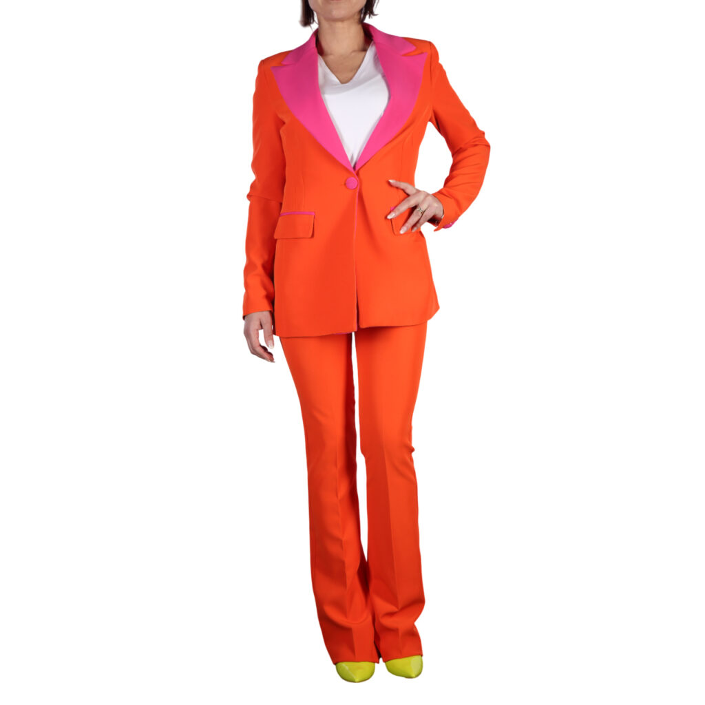tailleur giacca pantalone donna arancio. vista frontale